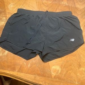 Women’s New Balance Black Athletic Shorts Size Small